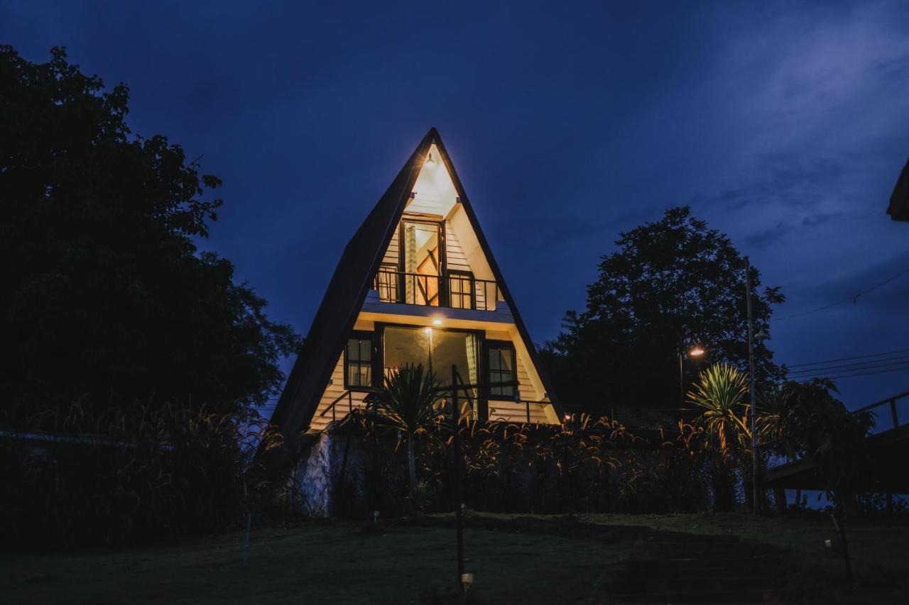 Nang Non Camping Ville นางนอนแค้มป์ปิ้งวิลล์ Mae Sai Ngoại thất bức ảnh